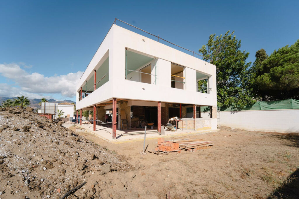 Detached Villa Las Chapas Málaga - image 13