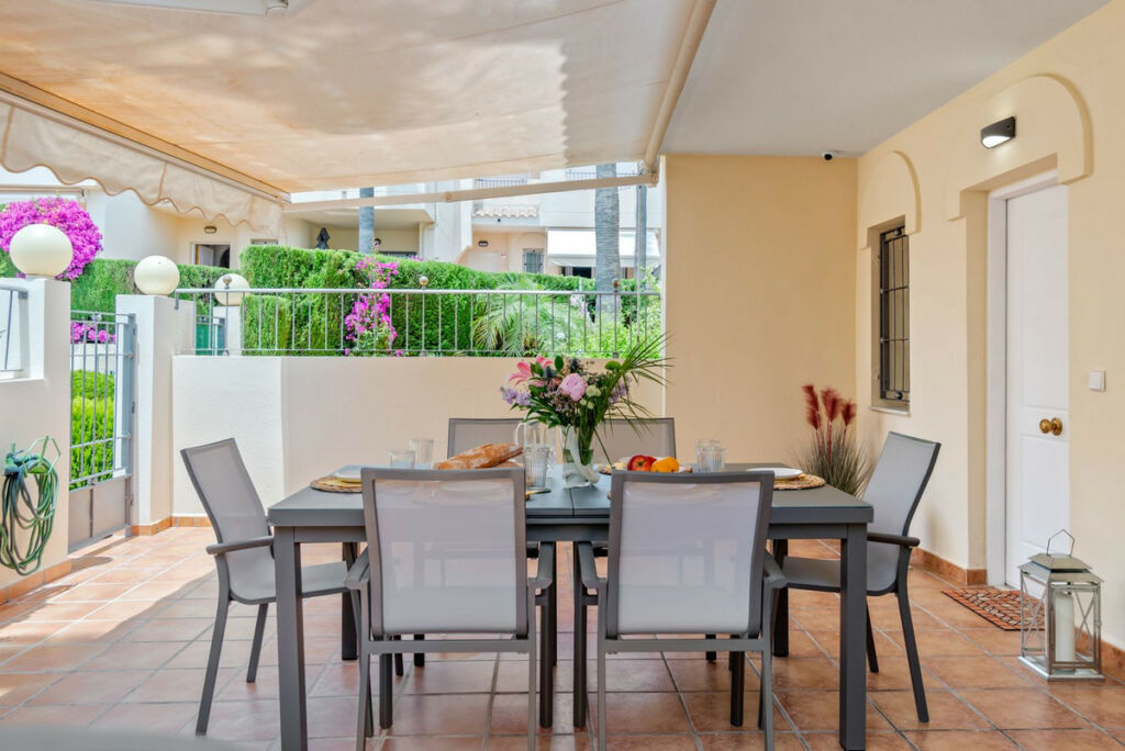 Townhouse Costabella Málaga - image 13