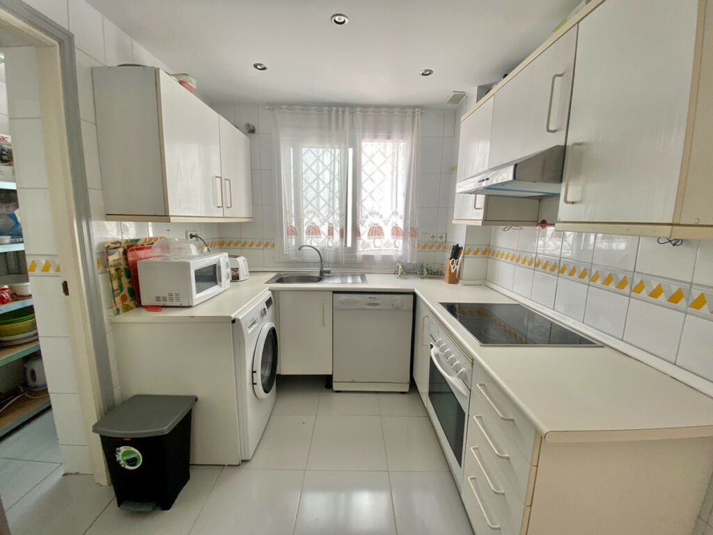 Middle Floor Apartment Nagüeles Málaga - image 13
