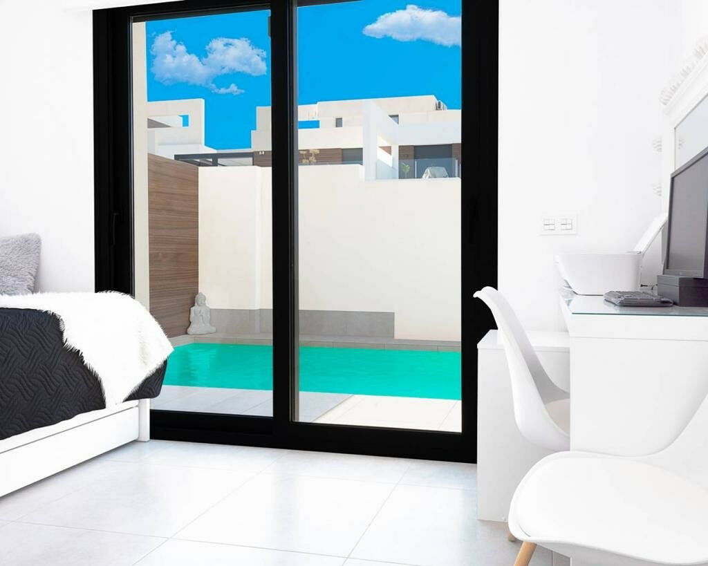Detached Villa Benijofar Alicante - image 13