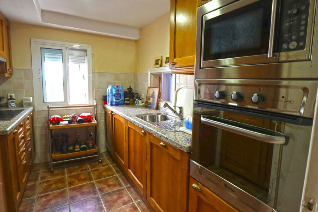 Middle Floor Apartment Marbella Málaga - image 13