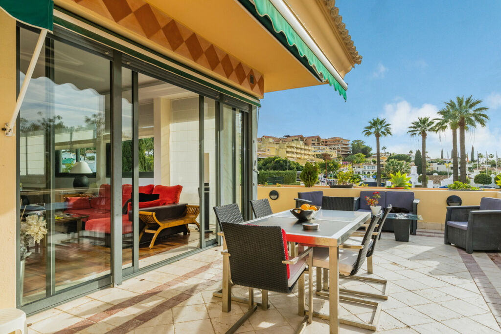 Penthouse Nueva Andalucía Málaga - image 14