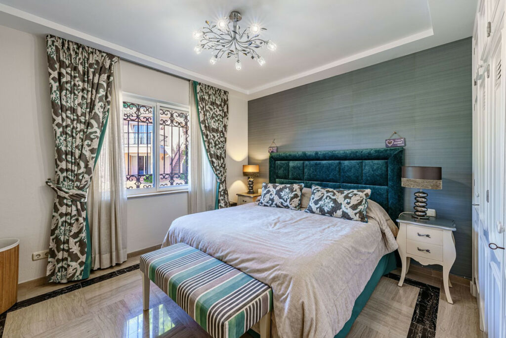 Detached Villa Benamara Málaga - image 14