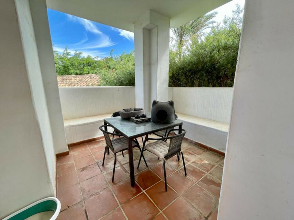 Ground Floor Apartment Estepona Málaga - image 14