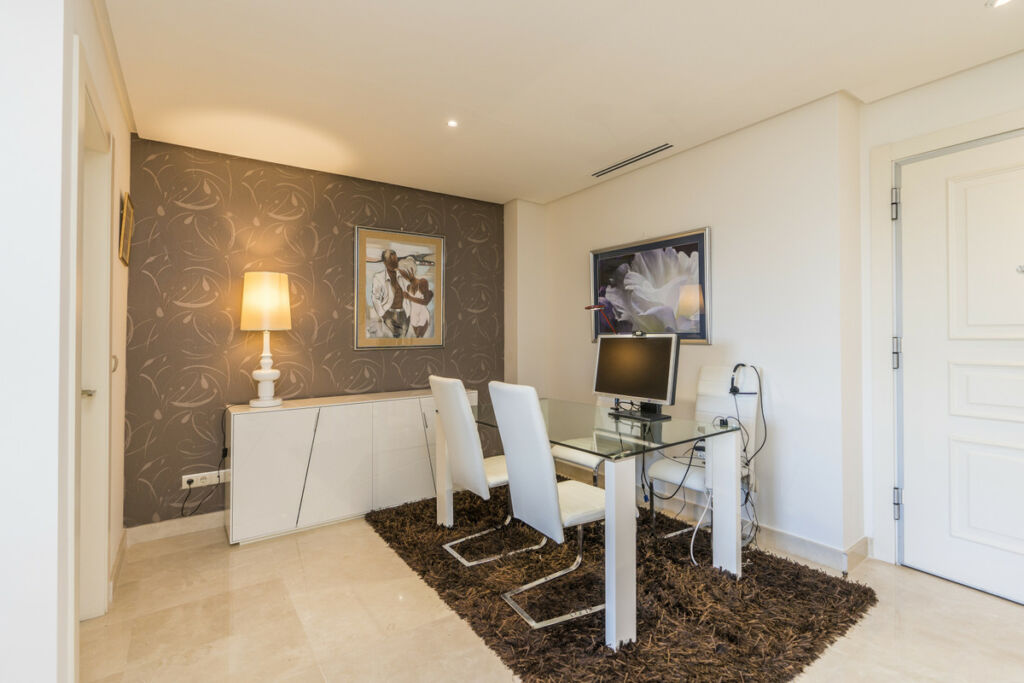 Ground Floor Apartment Nueva Andalucía Málaga - image 14