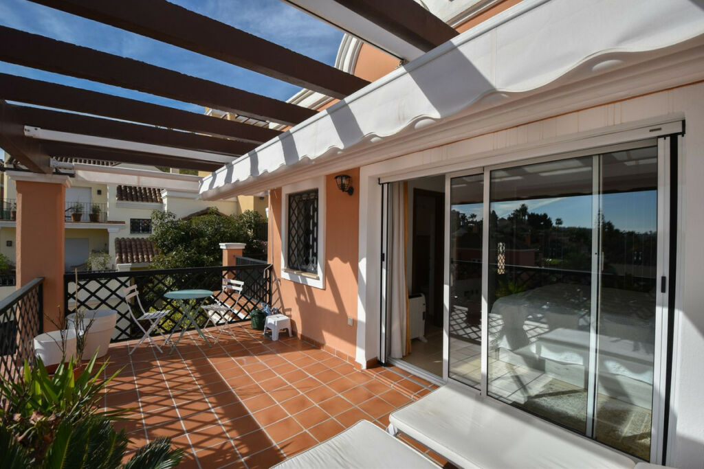Townhouse Nueva Andalucía Málaga - image 14