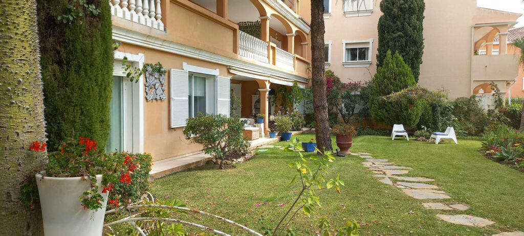 Ground Floor Apartment Estepona Málaga - image 15