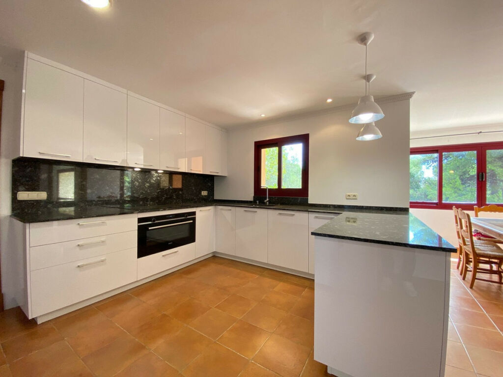Detached Villa Sierra Blanca Málaga - image 20