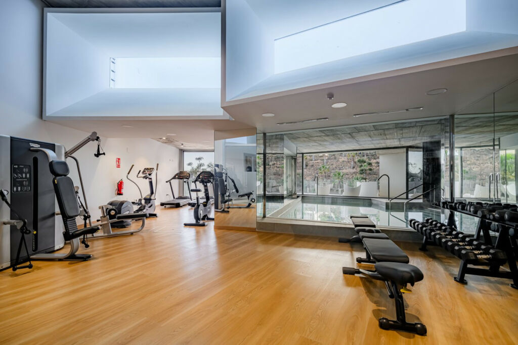 Penthouse Benalmadena Málaga - image 18