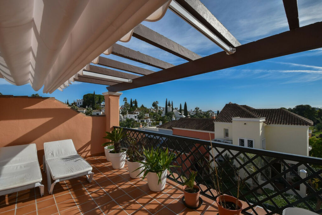 Townhouse Nueva Andalucía Málaga - image 15