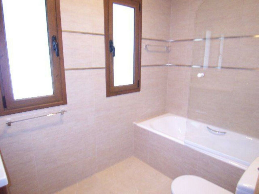 Detached Villa Moraira Alicante - image 15