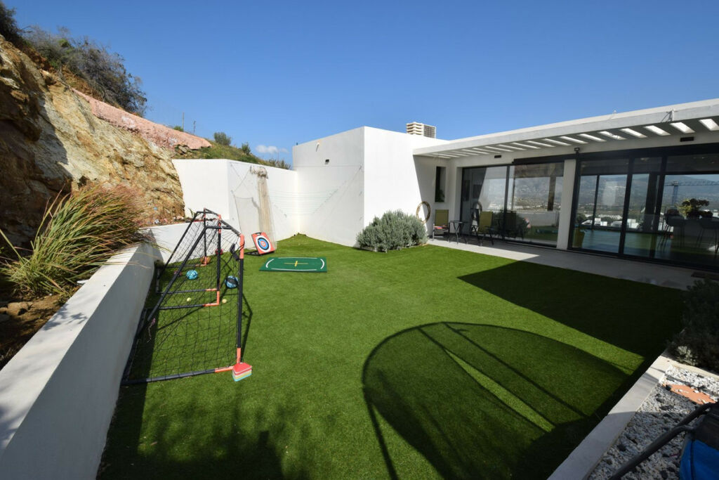 Detached Villa La Cala Golf Málaga - image 15