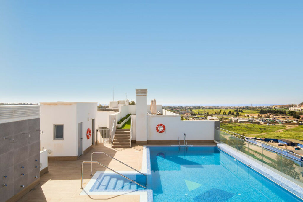 Middle Floor Apartment La Campana Málaga - image 15