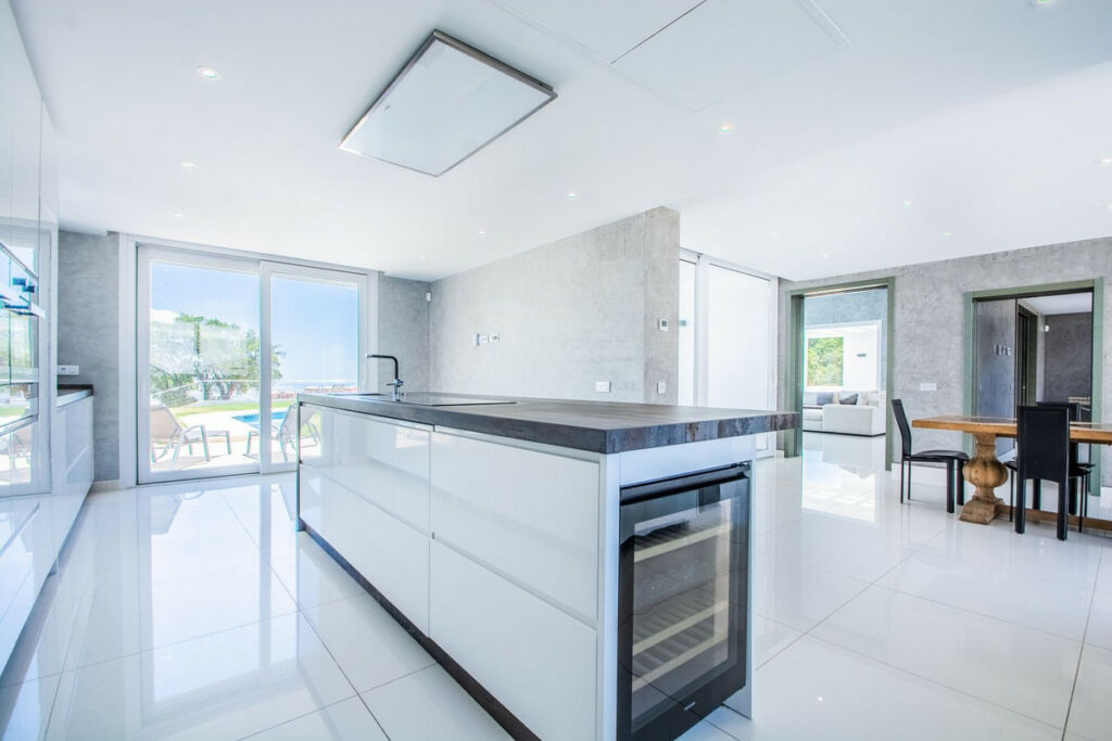Detached Villa La Mairena Málaga - image 15