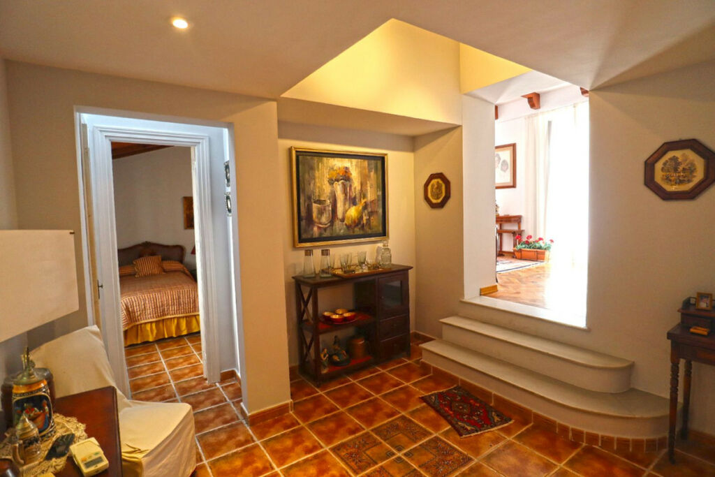 Middle Floor Apartment Marbella Málaga - image 15