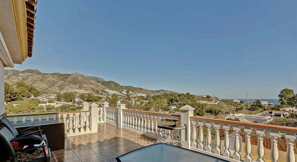 Detached Villa Nerja Málaga - image 16