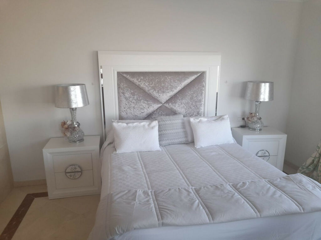 Penthouse Estepona Málaga - image 18