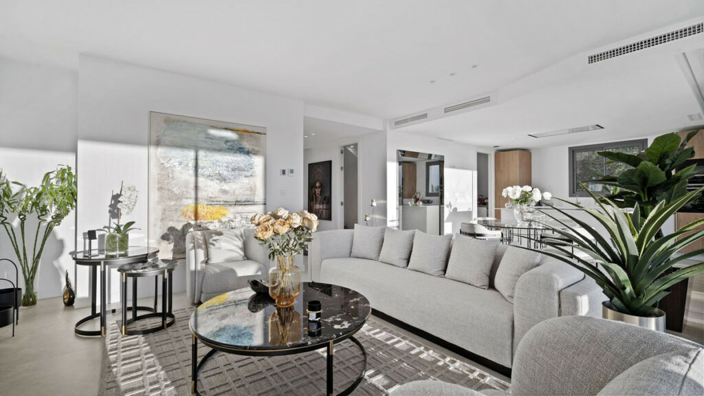 Detached Villa Marbella Málaga - image 16