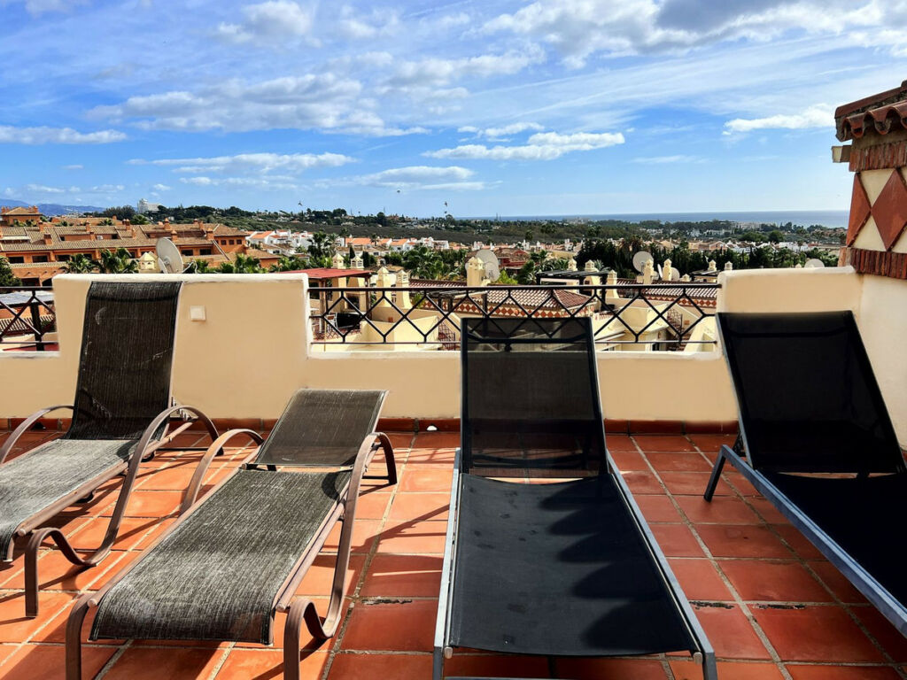 Penthouse New Golden Mile Málaga - image 17