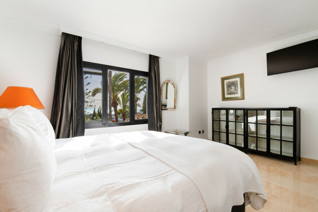 Detached Villa El Rosario Málaga - image 17