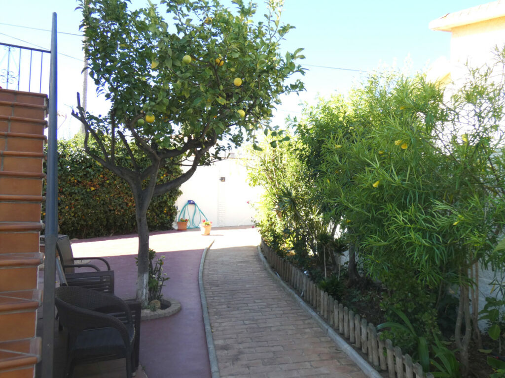 Detached Villa San Pedro de Alcántara Málaga - image 17