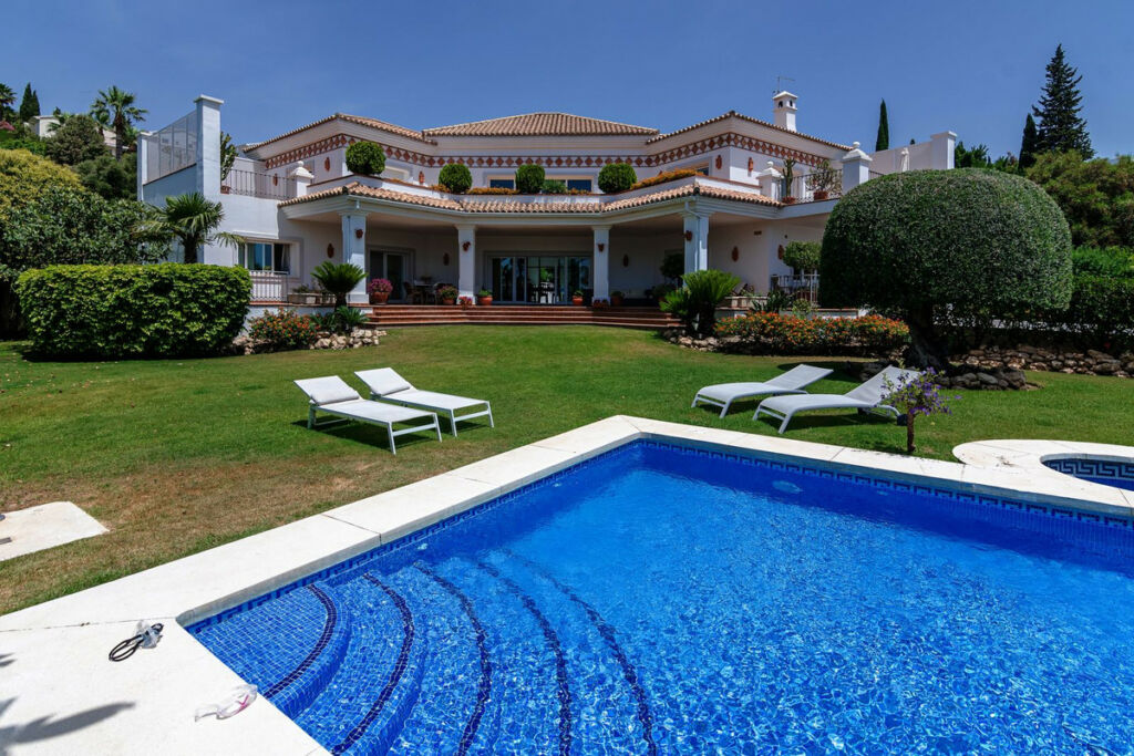 Detached Villa Benahavís Málaga - image 17