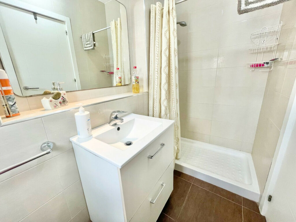 Detached Villa Fuengirola Málaga - image 17