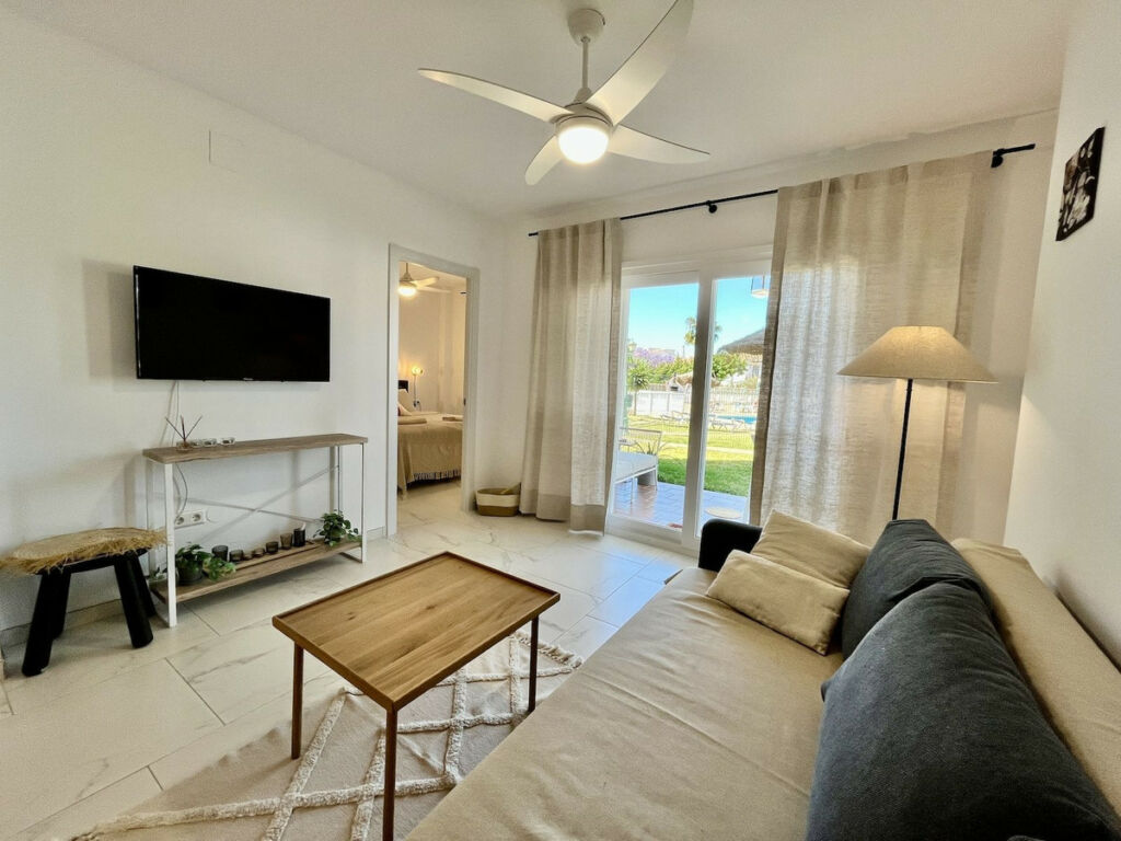 Ground Floor Apartment Riviera del Sol Málaga - image 17