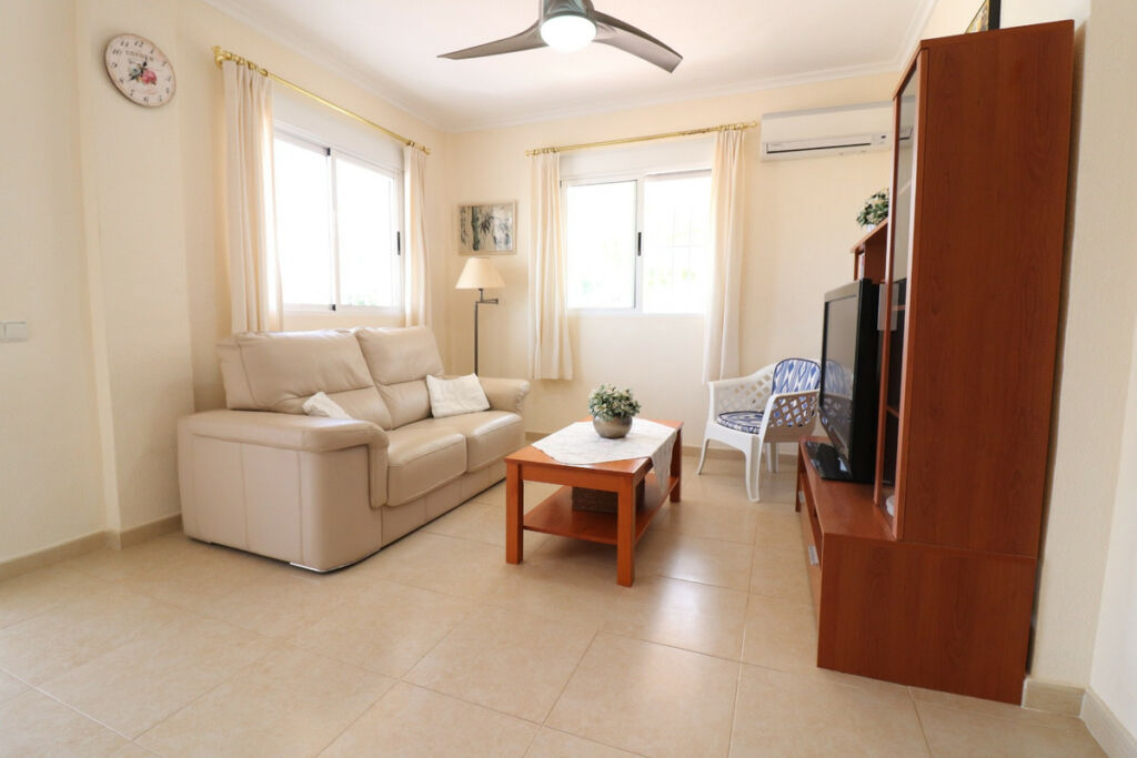 Detached Villa Algorfa Alicante - image 12