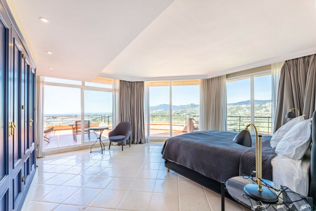 Penthouse Nueva Andalucía Málaga - image 18