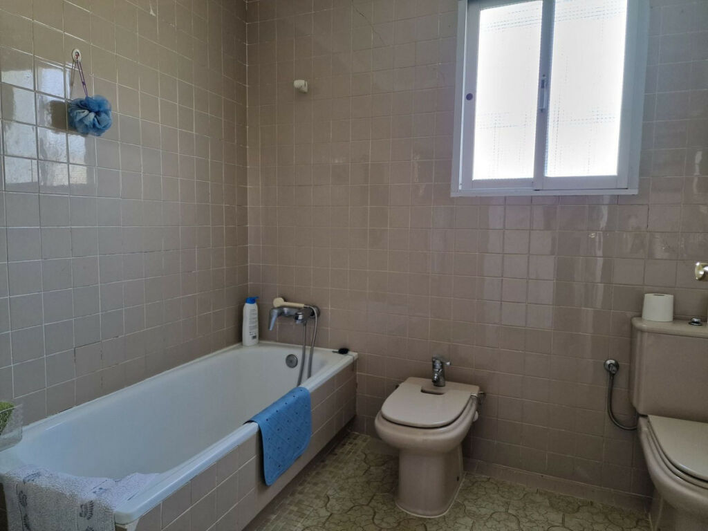 Detached Villa Tolox Málaga - image 17