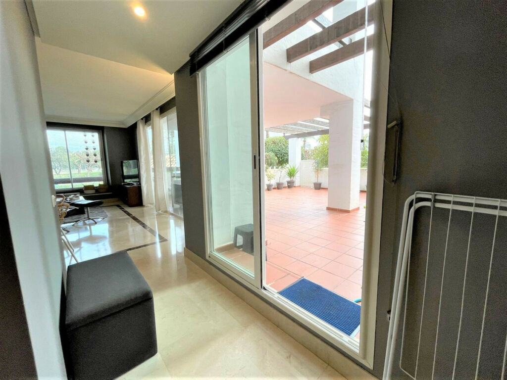 Ground Floor Apartment Estepona Málaga - image 17