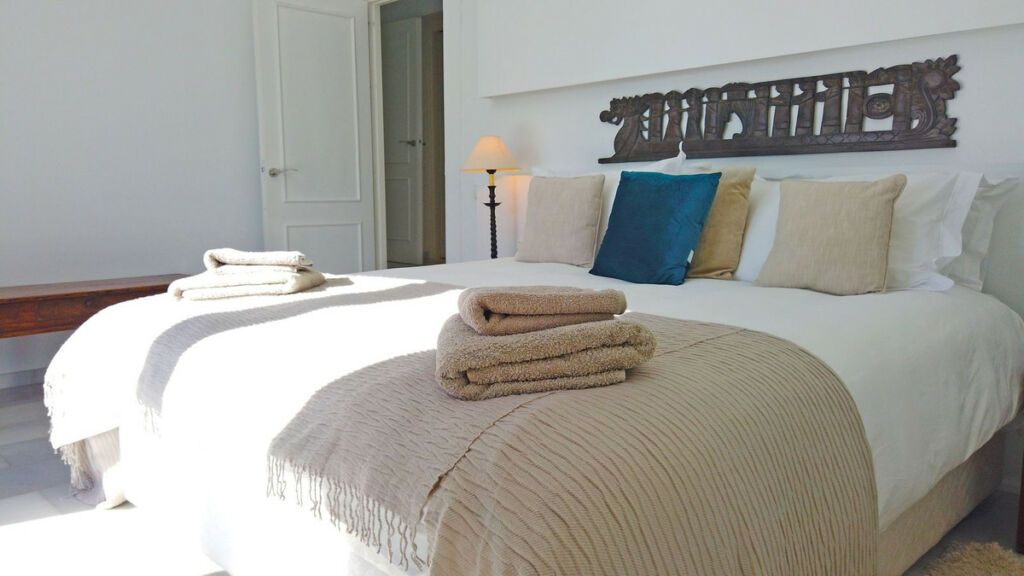 Detached Villa Hacienda Las Chapas Málaga - image 18
