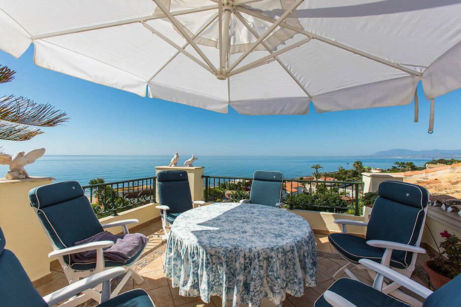 Penthouse Elviria Málaga - image 21