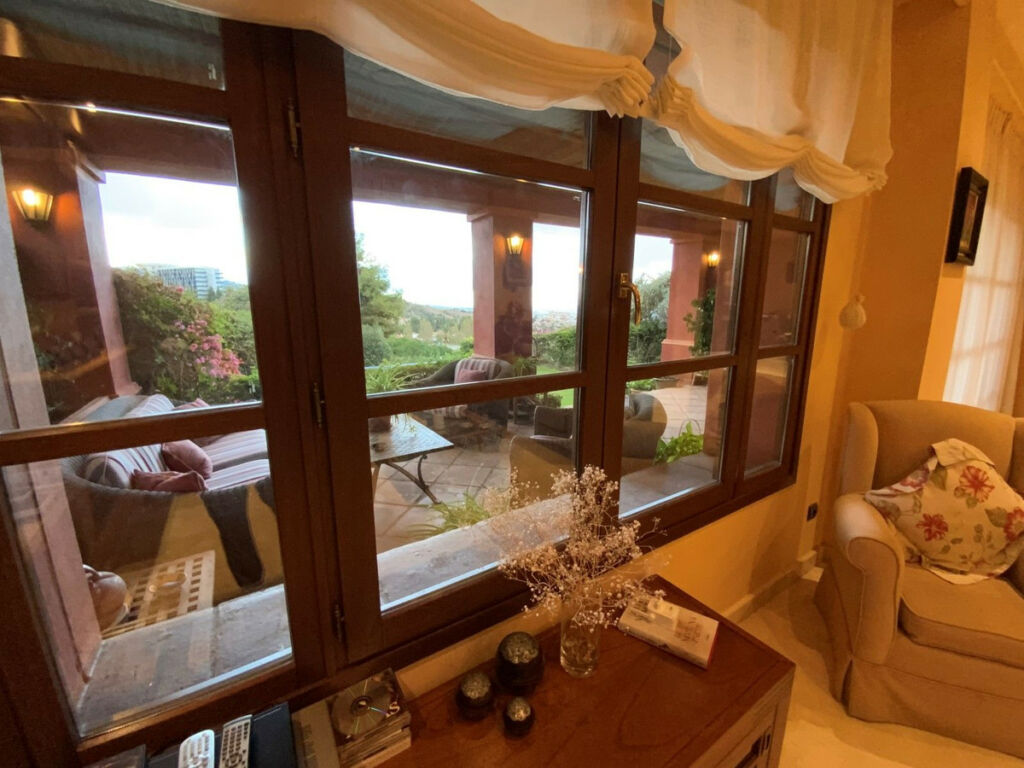 Detached Villa Marbella Málaga - image 18