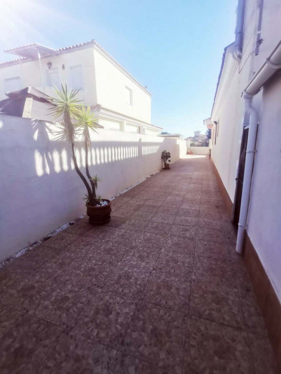 Detached Villa Los Alcazares Murcia - image 18