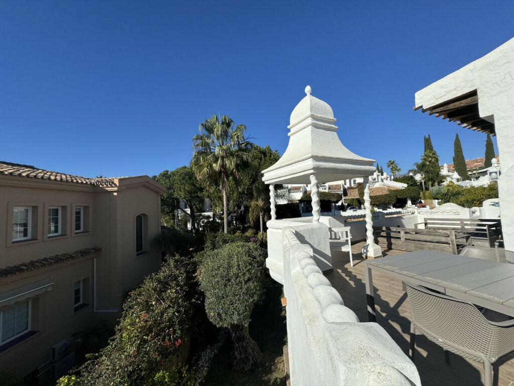 Detached Villa Bahía de Marbella Málaga - image 18
