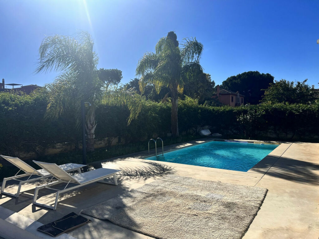 Detached Villa Marbella Málaga - image 18