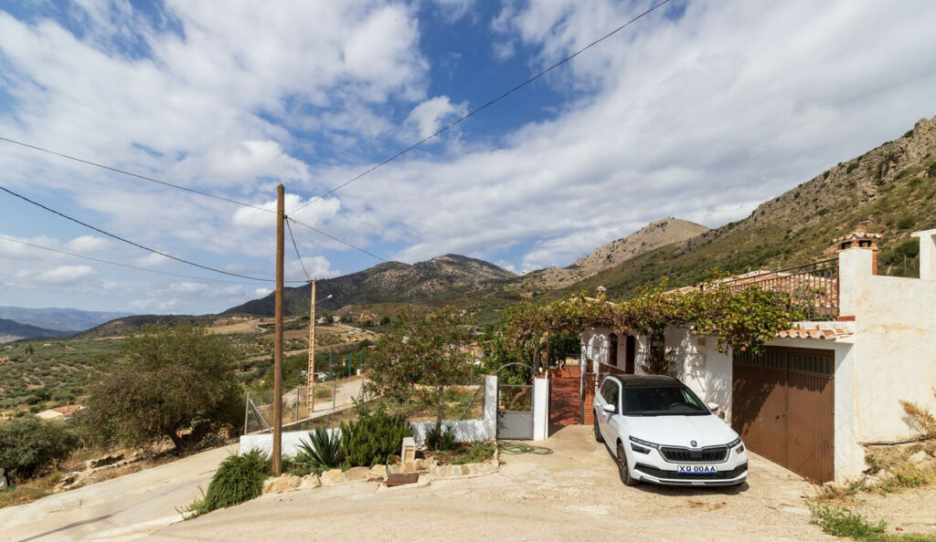 Detached Villa Periana Málaga - image 18