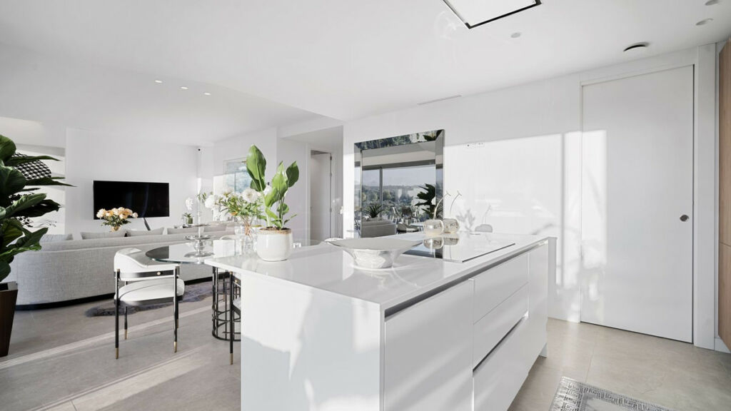 Detached Villa Marbella Málaga - image 18