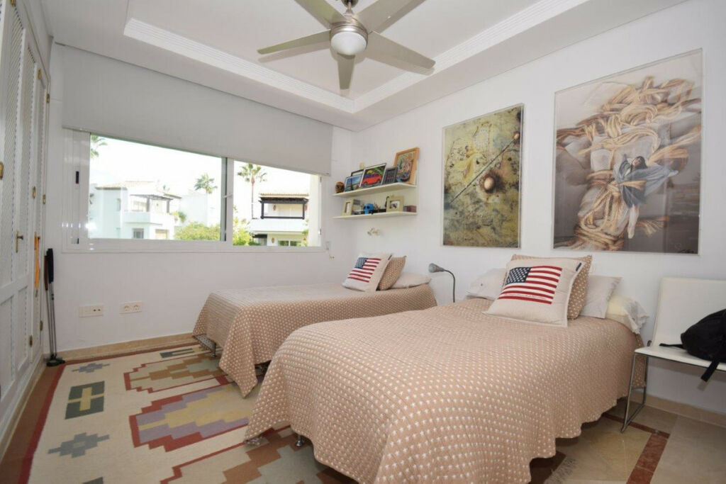 Middle Floor Apartment Costalita Málaga - image 17