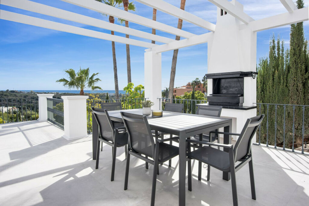 Detached Villa Los Flamingos Málaga - image 19