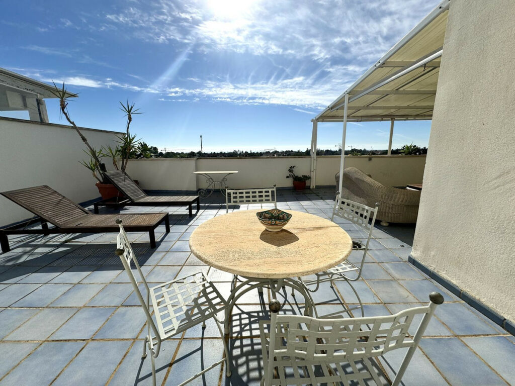 Top Floor Apartment Nueva Andalucía Málaga - image 19