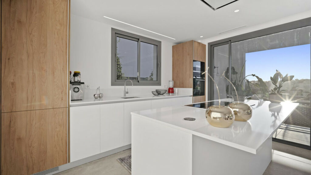 Detached Villa Marbella Málaga - image 19
