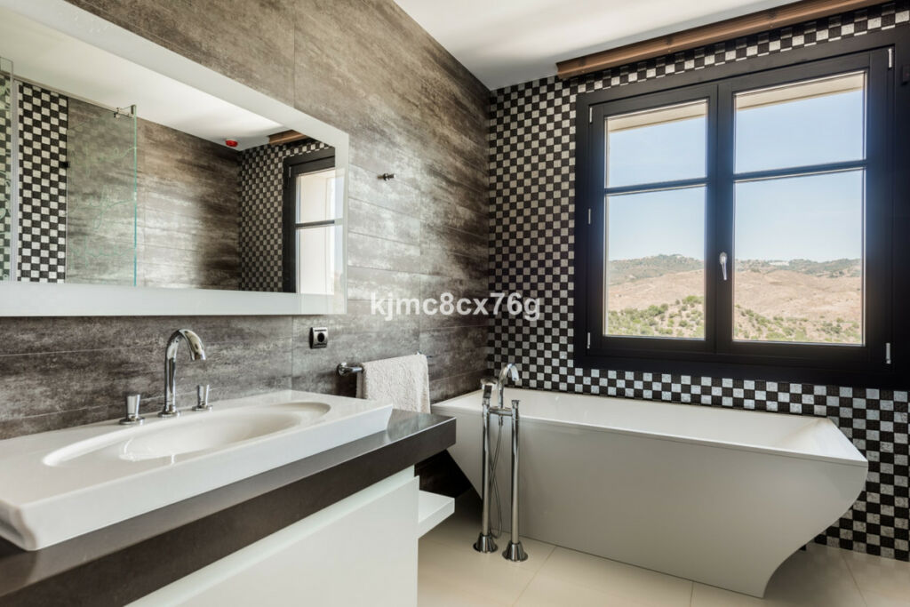 Detached Villa Hacienda Las Chapas Málaga - image 19