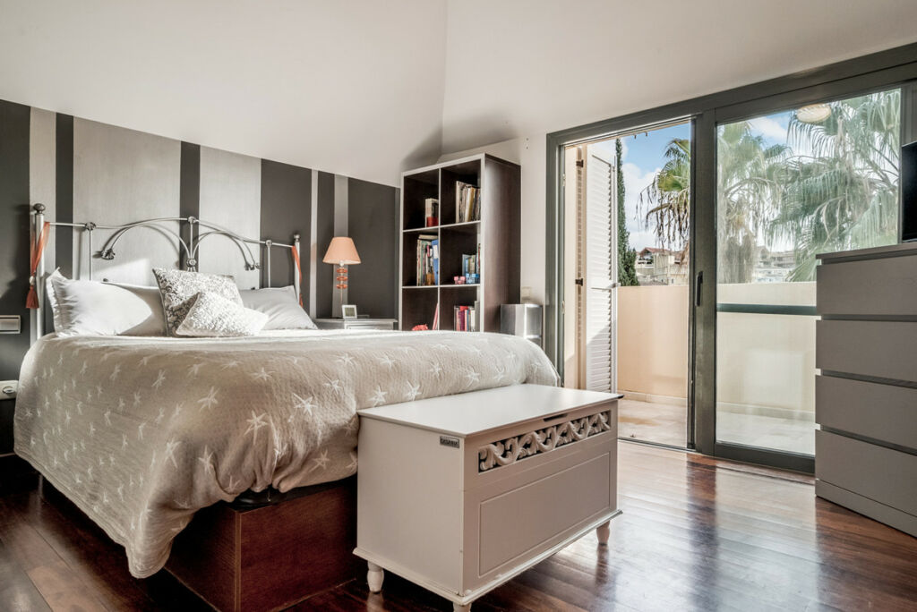 Penthouse Nueva Andalucía Málaga - image 6