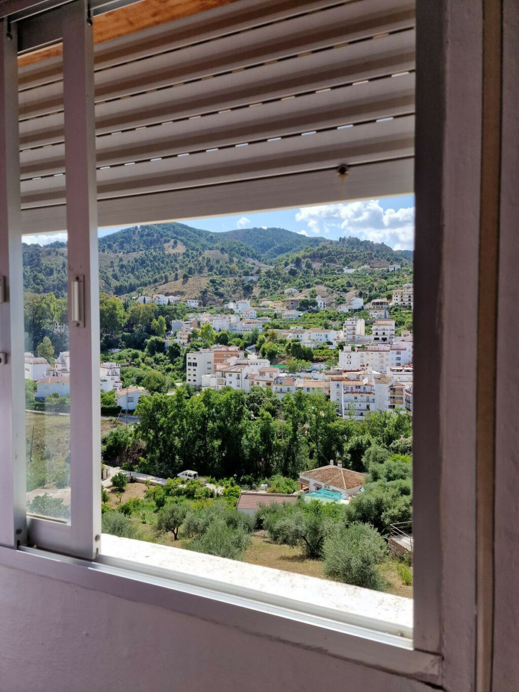Detached Villa Tolox Málaga - image 19
