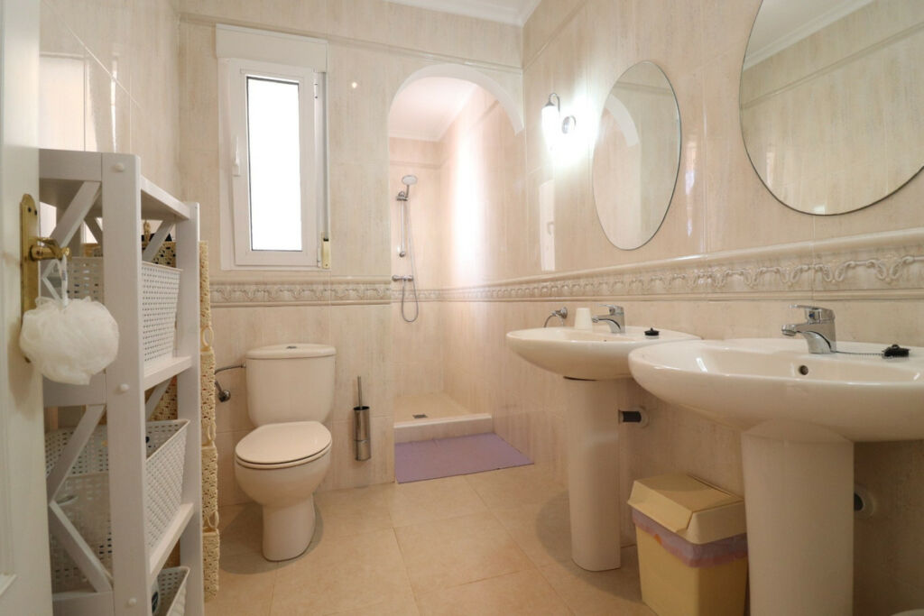 Detached Villa Algorfa Alicante - image 16