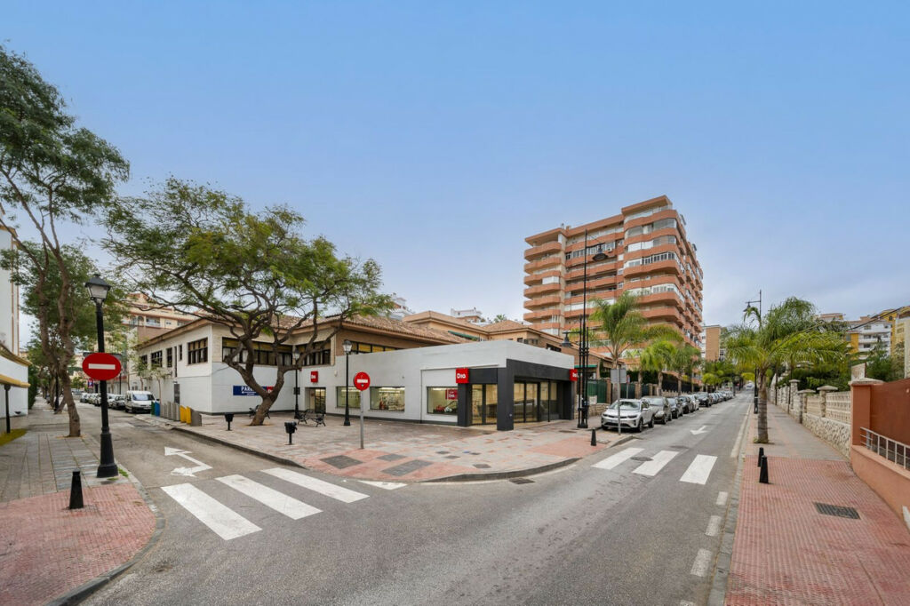Shop Fuengirola Málaga - image 2