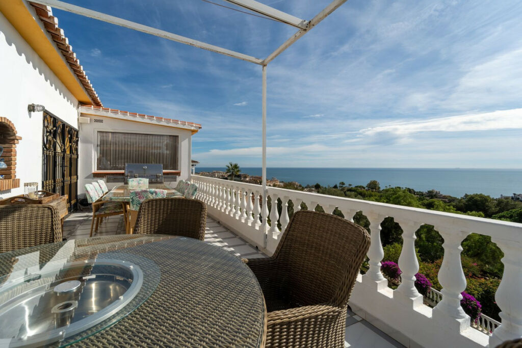 Detached Villa Benalmadena Costa Málaga - image 2